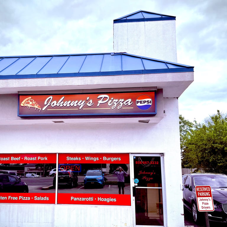 Visit Johnny’s Pizza Today! 📍