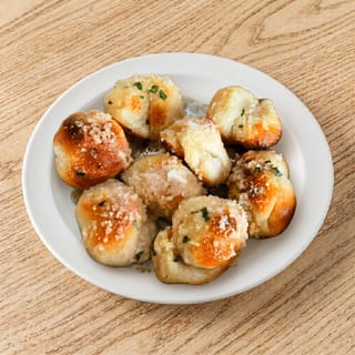 Garlic Knots